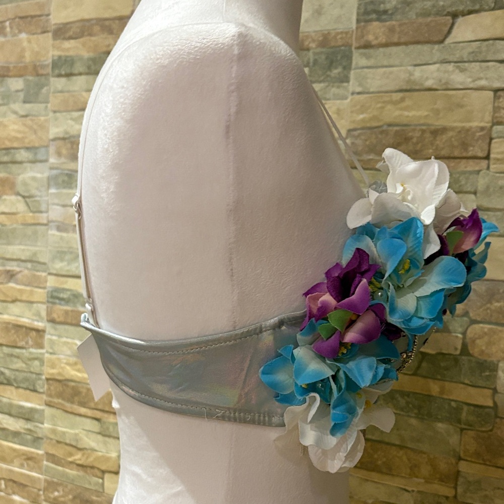 Mermaid 🧜♀️ Floral Embellished Bra Top with Rhinestones - Picture 3 of 10